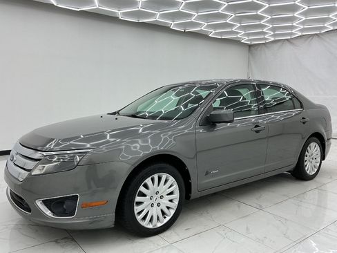 Used 2010 Ford Fusion Hybrid FWD image 6