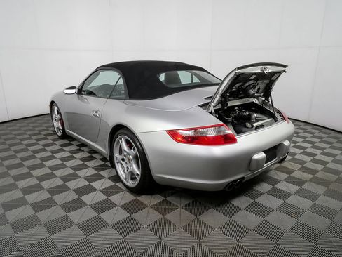 Used 2005 Porsche 911 Carrera S RWD image 30