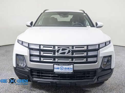 Used 2025 Hyundai Santa Cruz SEL AWD/4WD image 3