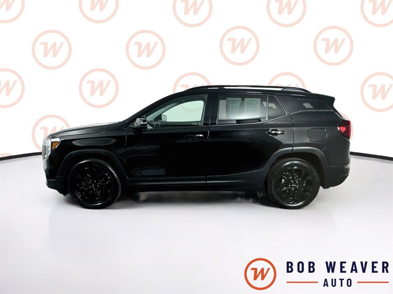 Used 2022 GMC Terrain SLT w/ Infotainment Package II AWD/4WD image 4