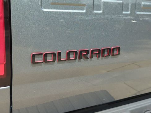 Certified 2022 Chevrolet Colorado LT w/ Redline Special Edition RWD image 5