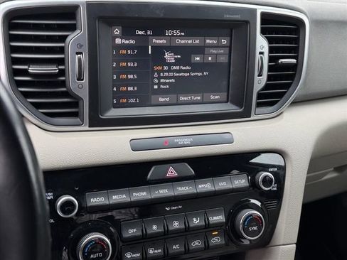 Used 2018 Kia Sportage EX image 14