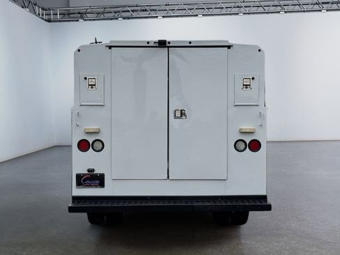 Used 2023 Ford Transit 350 w/ Interior Upgrade Package RWD image 5