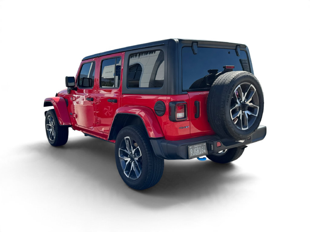 Used 2024 Jeep Wrangler Unlimited AWD/4WD image 13