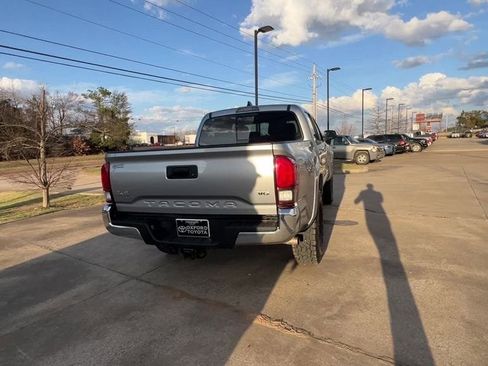 Used 2021 Toyota Tacoma SR5 image 6
