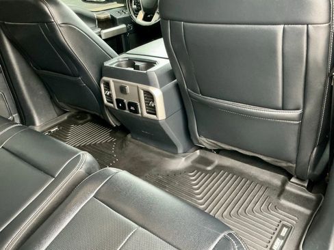 Used 2022 Ford F250 Lariat w/ Lariat Value Package image 27