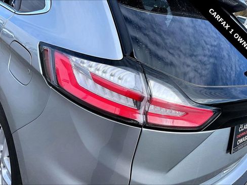 Used 2024 Ford Edge SEL image 22