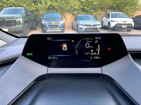Used 2025 Toyota Prius LE FWD image 26