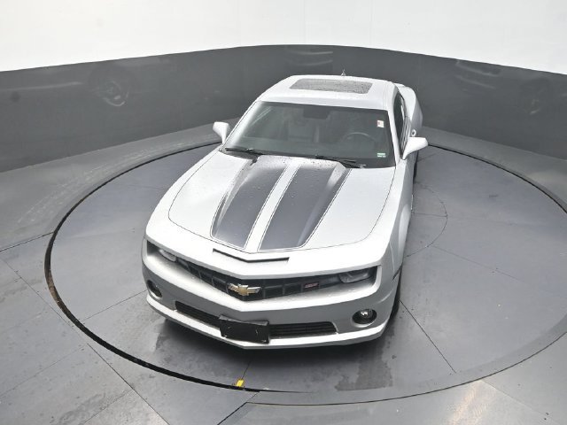 Used 2010 Chevrolet Camaro SS w/ RS Package RWD image 21