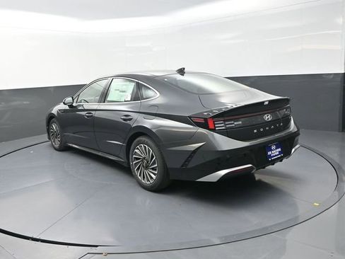New 2026 Hyundai Sonata SEL FWD image 6