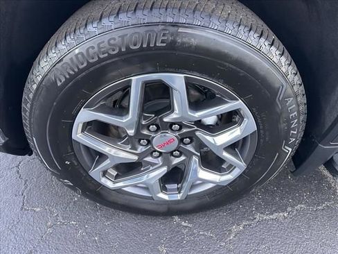 Certified 2023 GMC Sierra 1500 SLT w/ SLT Premium Package image 14