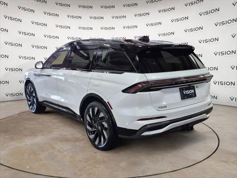 New 2026 Lincoln Nautilus Reserve w/ Jet Appearance Package image 3