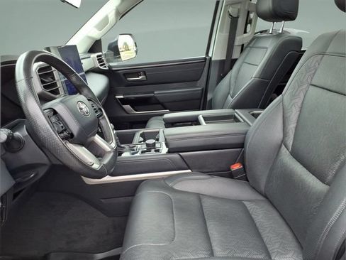 Used 2023 Toyota Tundra Limited AWD/4WD image 12