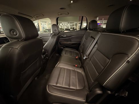 Used 2023 GMC Acadia Denali FWD image 32