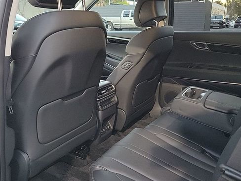 Used 2025 Genesis GV80 2.5T Standard image 20