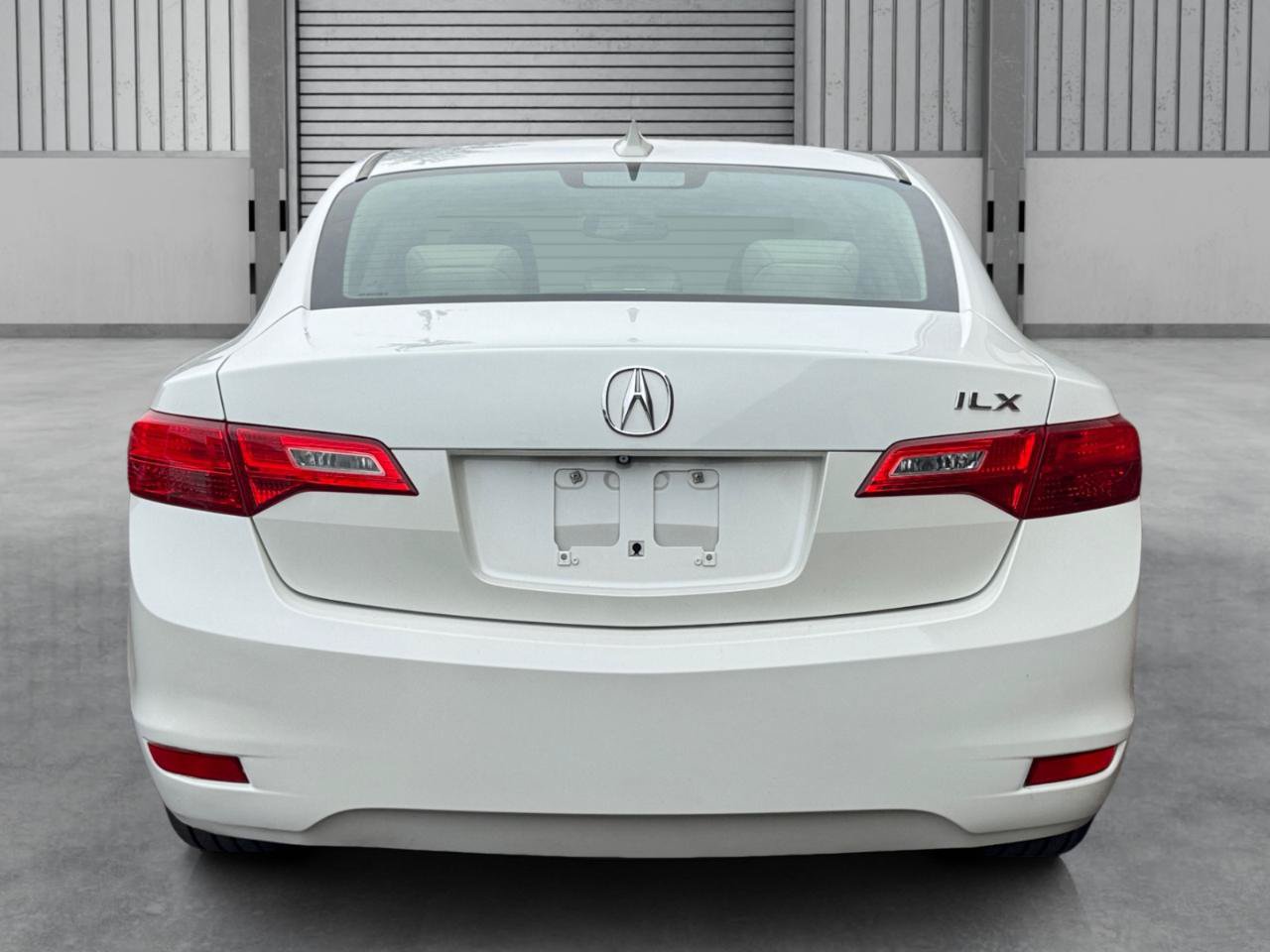 Used 2015 Acura ILX w/ Technology Package FWD image 10