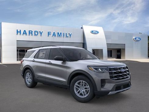 New 2026 Ford Explorer Active RWD image 7