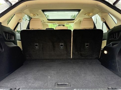 Certified 2022 Ford Edge SEL w/ Convenience Package image 5