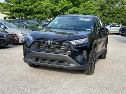Used 2024 Toyota RAV4 XLE FWD image 3