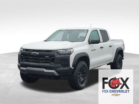 Certified 2023 Chevrolet Colorado Trail Boss w/ Advanced Trailering Package image 1