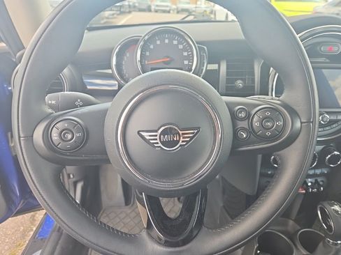Used 2019 MINI Cooper 2-Door Hardtop FWD image 14