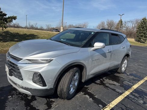 Used 2022 Chevrolet Blazer LT image 3
