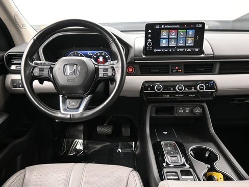 Certified 2023 Honda Pilot Elite image 21