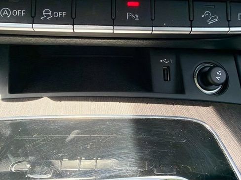 Used 2023 Audi Q5 2.0T Premium AWD/4WD image 29
