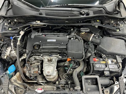 Used 2017 Honda Accord Sport Special Edition image 25