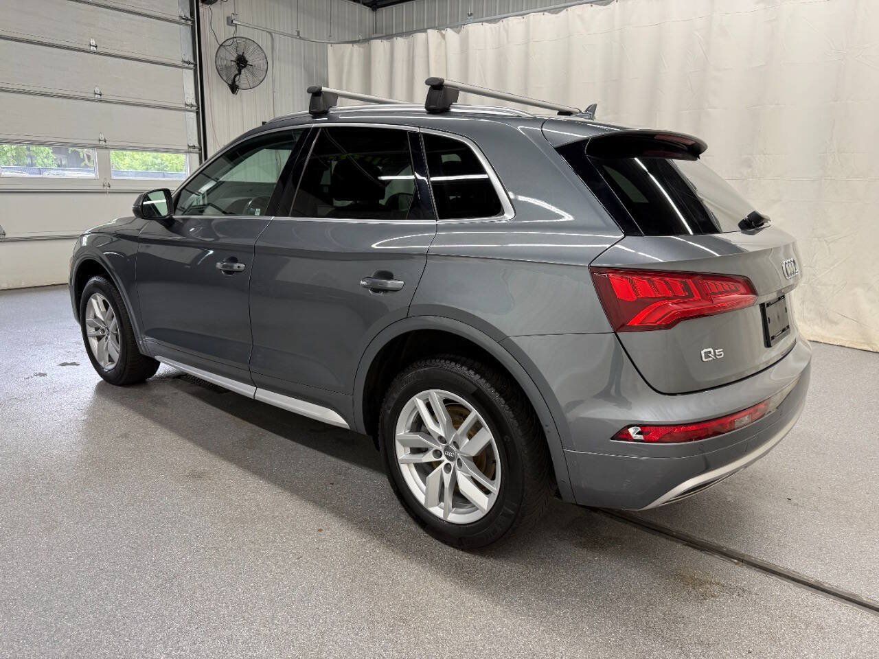 Used 2020 Audi Q5 2.0T Premium AWD/4WD image 6