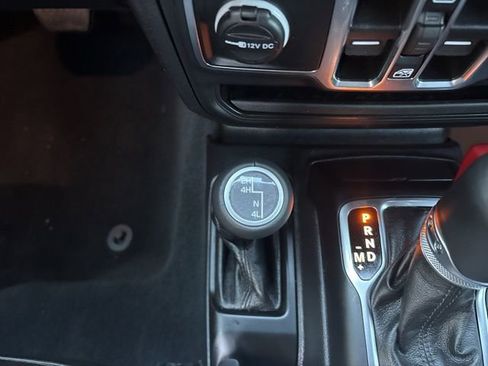 Used 2023 Jeep Wrangler Altitude image 33