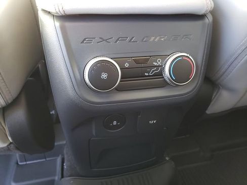 New 2026 Ford Explorer Active w/ Active Comfort Package image 12