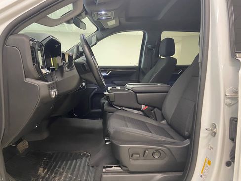 Used 2023 GMC Sierra 1500 SLE AWD/4WD image 11