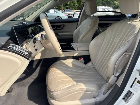 Used 2022 Mercedes-Benz S 500 4MATIC image 6