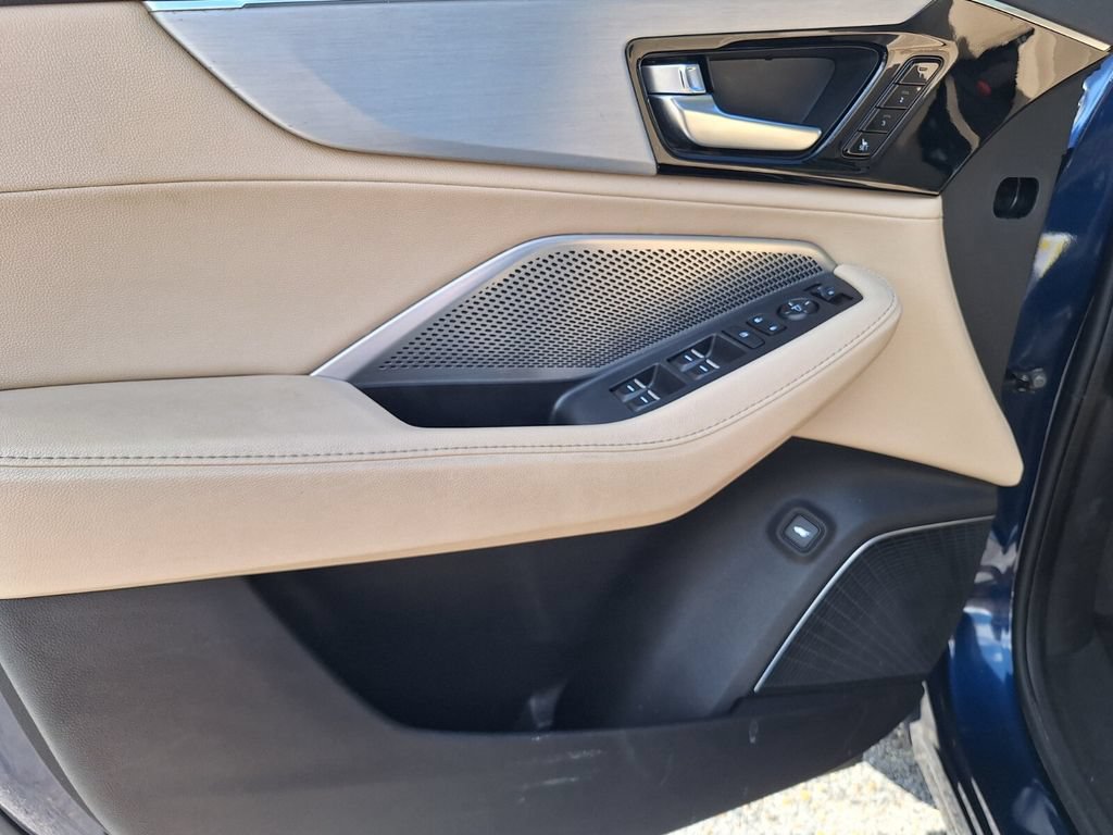 Certified 2024 Acura MDX SH-AWD image 33