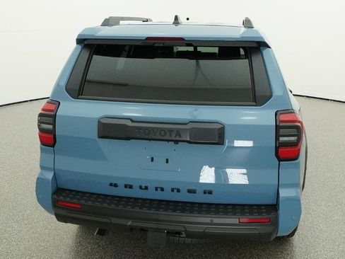 New 2026 Toyota 4Runner TRD Off-Road Premium AWD/4WD image 15