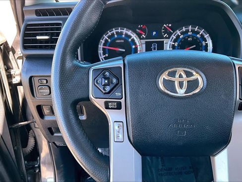 Used 2018 Toyota 4Runner SR5 Premium AWD/4WD image 24
