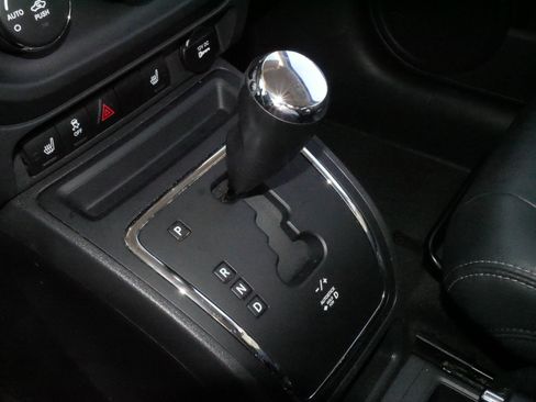Used 2014 Jeep Patriot Limited w/ Sun/Sound Group AWD/4WD image 24