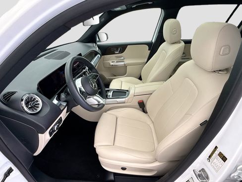 Certified 2026 Mercedes-Benz GLB 250 image 17