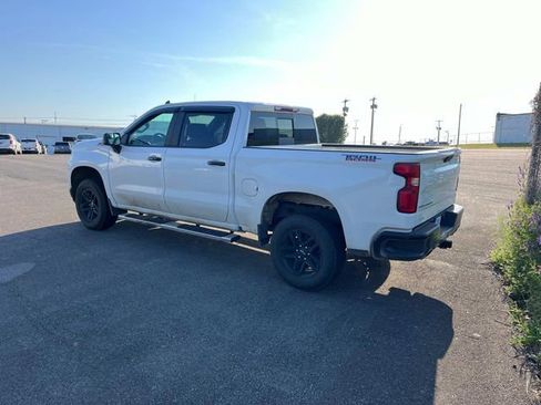 Used 2021 Chevrolet Silverado 1500 LT Trail Boss w/ Convenience Package II AWD/4WD image 6