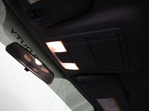 Used 2016 Ford F250 XL w/ Power Equipment Group image 12