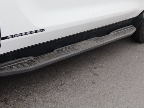 New 2026 GMC Sierra EV Elevation image 10