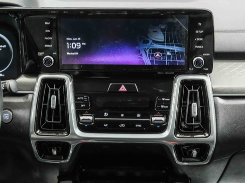 Used 2023 Kia Sorento SX FWD image 15