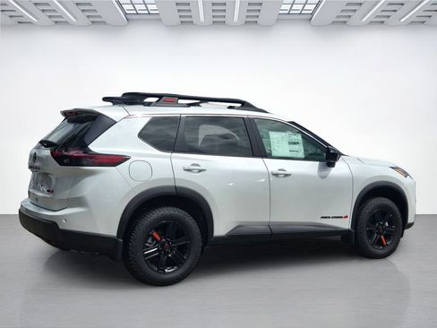New 2026 Nissan Rogue SV AWD/4WD image 3