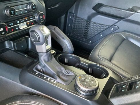 Used 2025 Ford Bronco Big Bend w/ Black Diamond Package AWD/4WD image 18