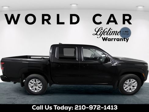 Used 2024 Nissan Frontier SV w/ SV Convenience Package RWD image 2