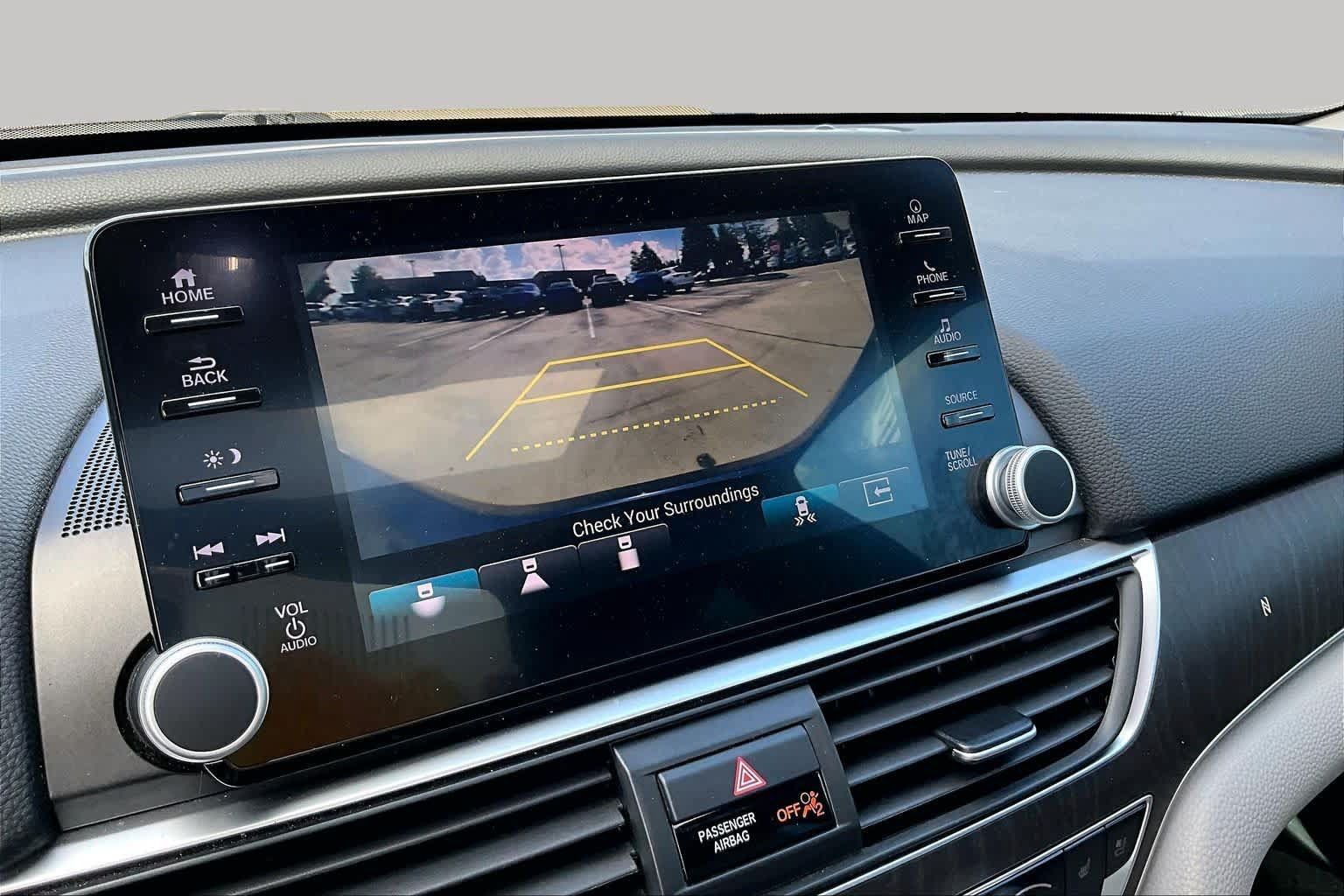 Used 2018 Honda Accord Touring image 27