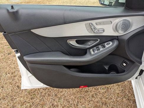 Used 2018 Mercedes-Benz C 300 4MATIC Sedan image 12