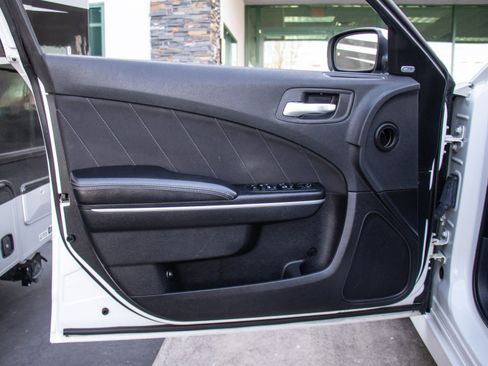 Used 2019 Dodge Charger R/T w/ Driver Confidence Group image 9