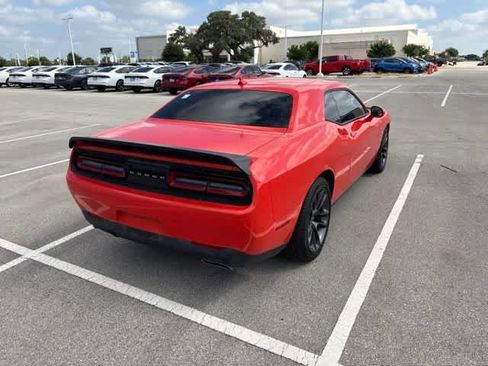 Used 2023 Dodge Challenger R/T Scat Pack RWD image 5